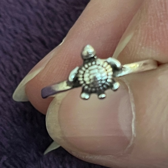 💖3/$10!!! Whimsical, adorable silver turtle ring. So cute and so much fun! OS. - Picture 5 of 11